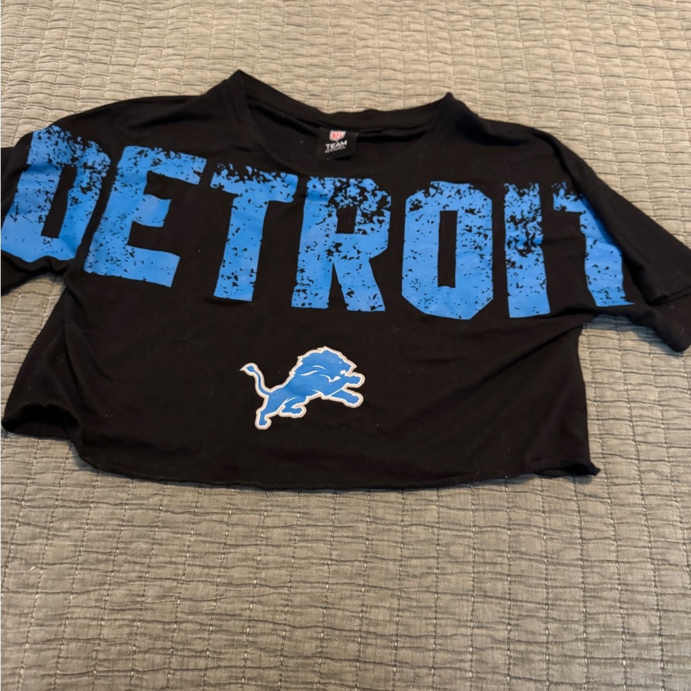 NFL Detroit Lions Black and Blue Short Sleeve Tee